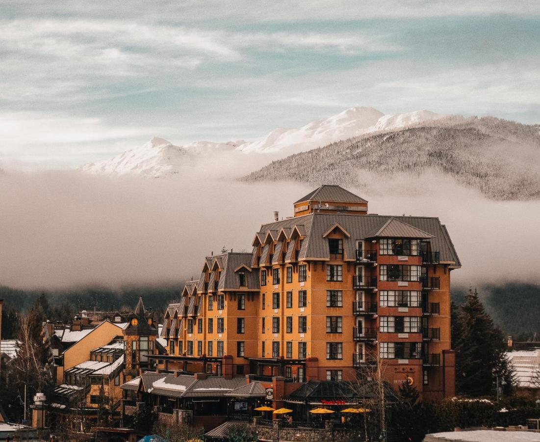 Sundial Hotel Whistler Exterior photo