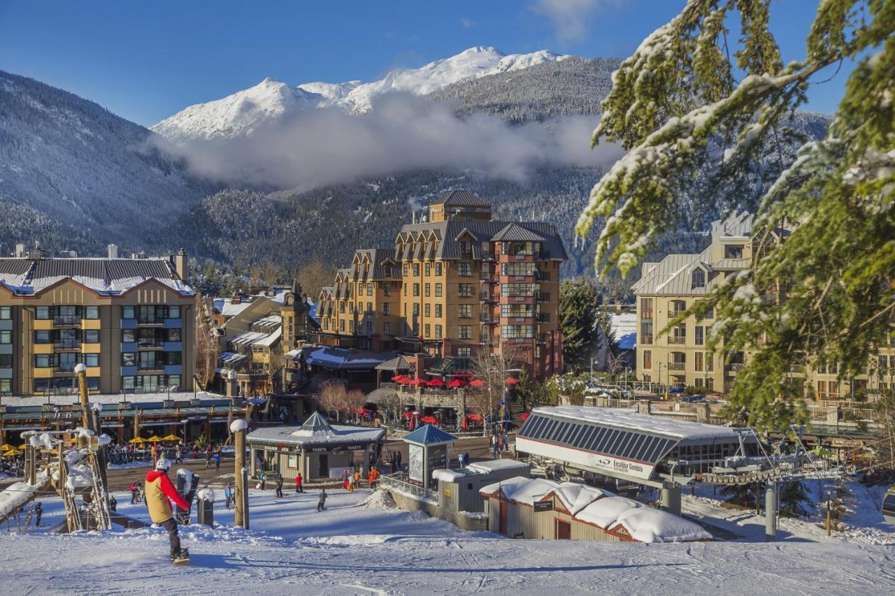 Sundial Hotel Whistler Exterior photo